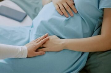 How Long to Wait If Baby Not Moving in Third Trimester