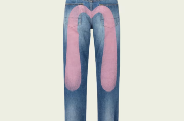 Yellow Seagull Print Carrot-Fit Jeans: Weighty denim, faded effect.